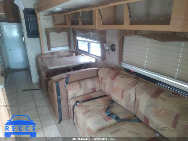 2007 WORKHORSE CUSTOM CHASSIS MOTORHOME CHASSIS W24 5B4MPA7GX73419879 image 5