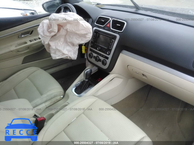 2015 VOLKSWAGEN EOS KOMFORT/SPORT WVWBW8AH7FV005444 зображення 4