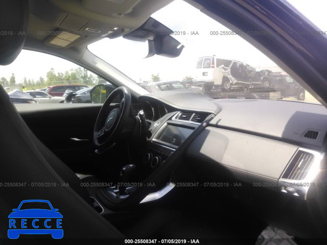 2019 JAGUAR E-PACE S SADFJ2FX2K1Z39630 image 4