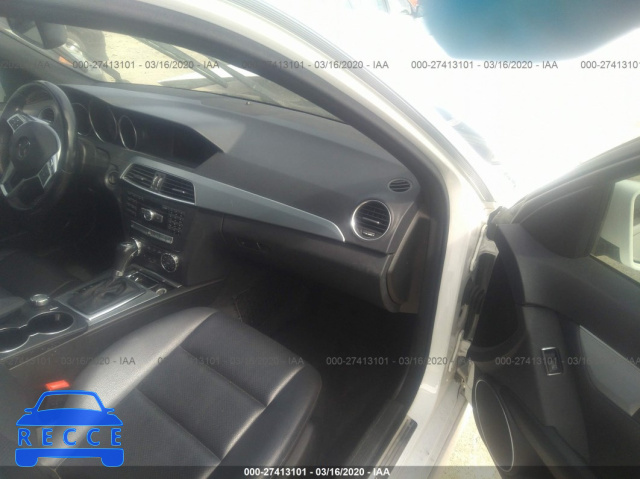 2013 MERCEDES-BENZ C-CLASS C 300 WDDGF8AB5DA756098 image 4