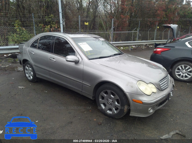 2005 MERCEDES-BENZ C-CLASS 240 WDBRF61JX5A689822 image 0