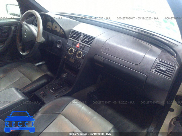 2000 MERCEDES-BENZ C-CLASS KOMPRESSOR WDBHA24GXYA842433 image 4