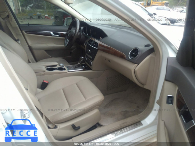 2013 MERCEDES-BENZ C-CLASS C 300 WDDGF8AB5DR242804 image 4