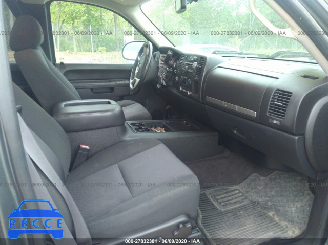 2011 CHEVROLET SILVERADO 1500 K1500 LT 1GCRKSE33BZ321075 зображення 4
