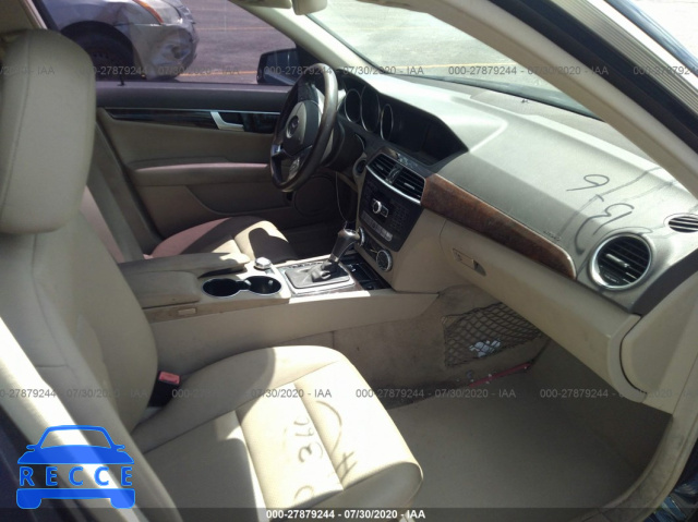 2014 MERCEDES-BENZ C-CLASS 250 WDDGF4HB1EA952264 image 4