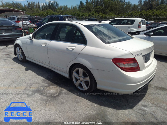 2011 MERCEDES-BENZ C-CLASS 300 WDDGF5EB4BR156079 image 2