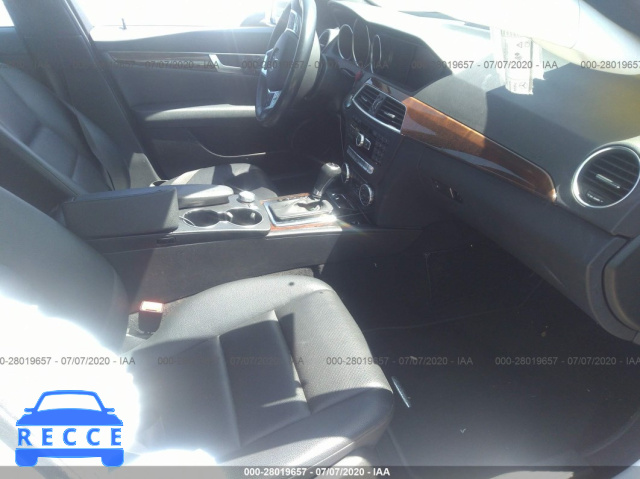 2014 MERCEDES-BENZ C-CLASS 250 WDDGF4HB6EA945066 image 4
