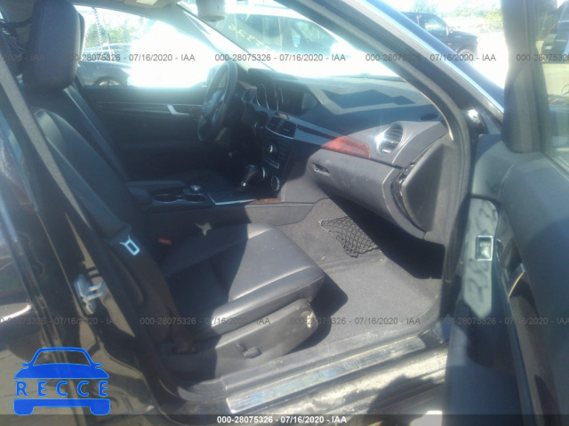 2014 MERCEDES-BENZ C-CLASS C 300 WDDGF8AB3EG243804 зображення 4