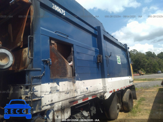 2010 MACK 600 MRU600 1M2AV02C3AM006510 image 6