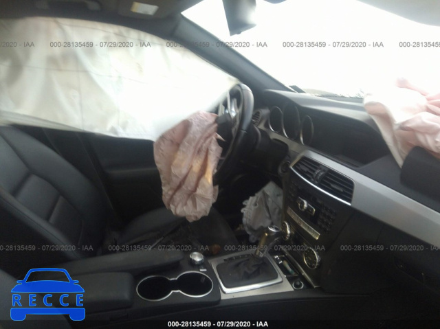 2014 MERCEDES-BENZ C-CLASS C 300 WDDGF8AB5ER311511 image 4
