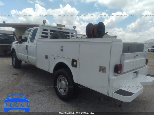 2015 FORD SUPER DUTY F-350 SRW LARIAT/XL/XLT 1FD8X3F60FEC17454 image 2