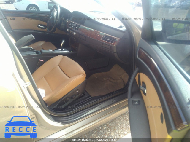 2008 BMW 5 SERIES 550I WBANW53508CT50826 Bild 4