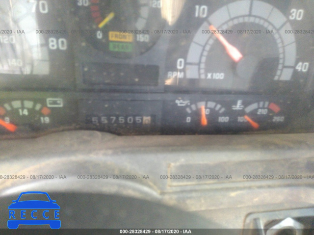 2002 CHEVROLET C-SERIES C6H042 1GBK6H1CX2J500392 image 5