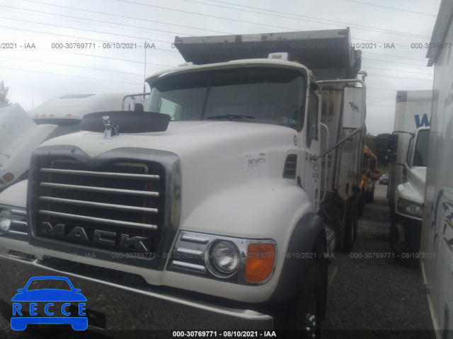2006 MACK 700 CV700 1M2AG10C96M024892 image 1