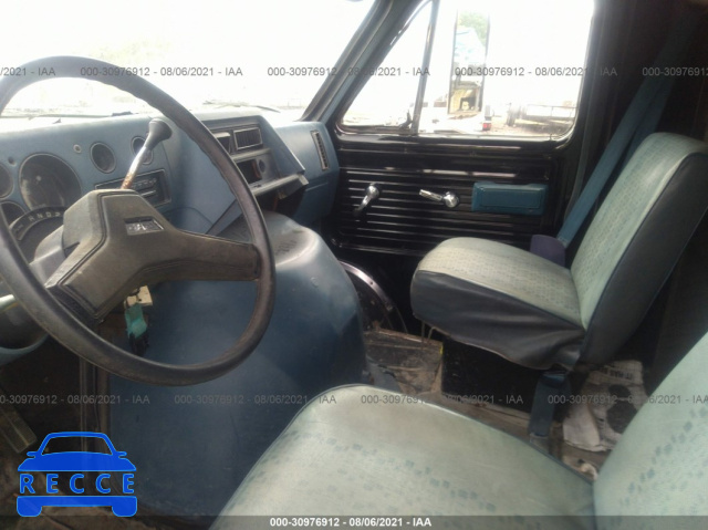 1987 CHEVROLET G30  2GCGG31K2H4138147 image 4