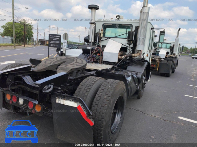 2007 MACK 600 MR600 1M1K188Y47M033309 image 3