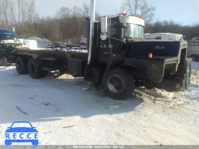 1988 MACK DM690S DM600 2M2B179C8JC001723 image 0