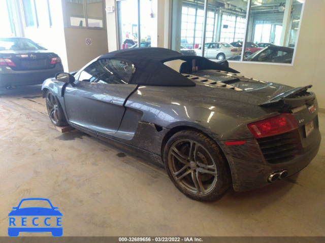 2011 AUDI R8 4.2L WUASUAFG1BN001710 Bild 2