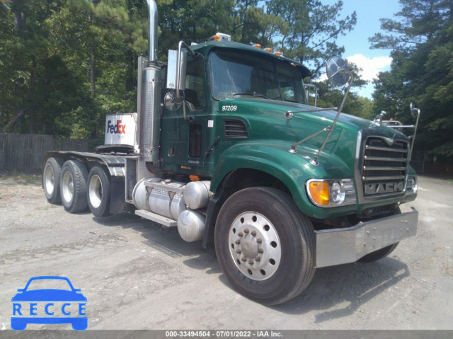 2003 MACK 700 CV700 1M2AG10Y93M003581 image 0