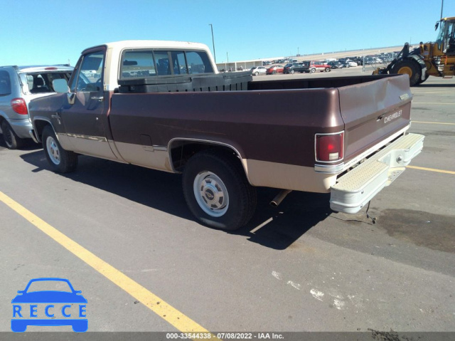 1982 CHEVROLET C20 1GCGC24J1CF322037 image 2