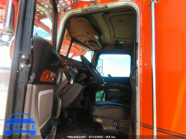 2011 PETERBILT 388 1NPWD49X8BD128061 image 4