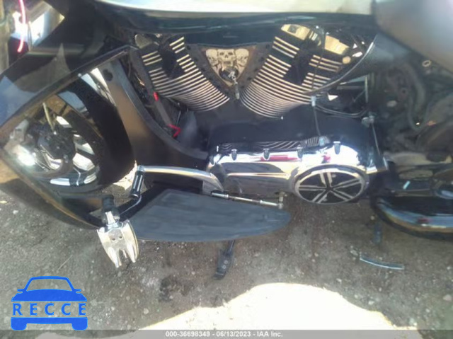 2010 VICTORY MOTORCYCLES CROSS COUNTRY 5VPDB36DXA3004856 image 8