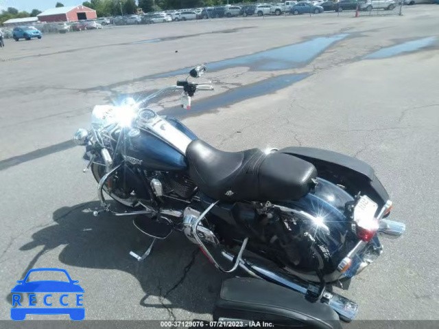2012 HARLEY-DAVIDSON FLHRC ROAD KING CLASSIC 1HD1FRM14CB611215 image 2