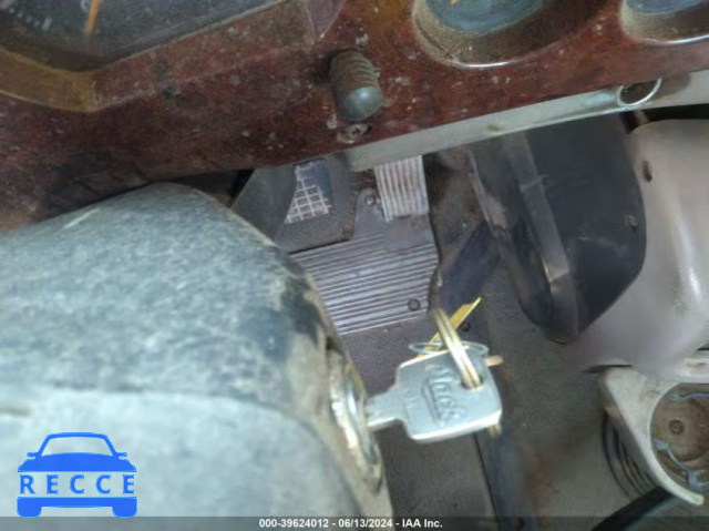 2004 MACK CH613 CH600 1M1AA18Y34N155782 image 9