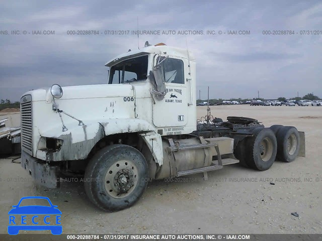 2000 FREIGHTLINER CONVENTIONAL FLD120 1FUYDSEB2YLH14389 Bild 1