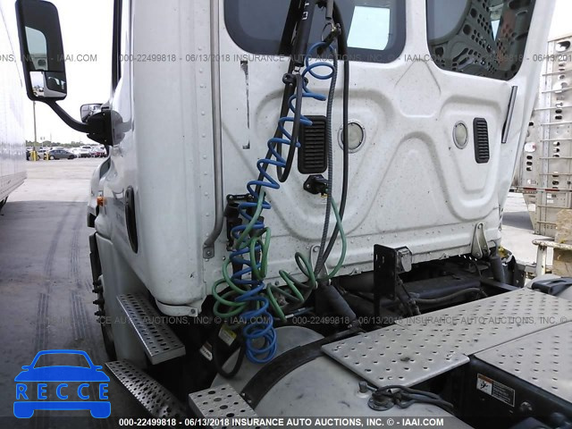 2015 FREIGHTLINER CASCADIA 125 3AKJGEDV4FSGF1671 image 6