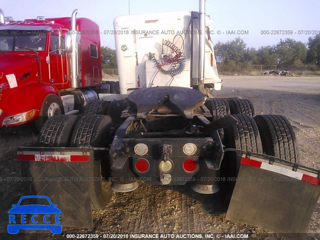 2000 FREIGHTLINER CONVENTIONAL FLD120 1FUYDCYB4YPB68611 Bild 7