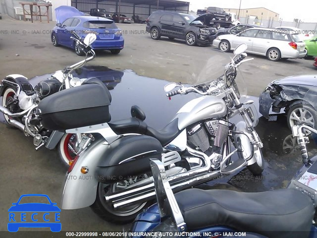 2007 VICTORY MOTORCYCLES KINGPIN 5VPCD26D473007986 image 3