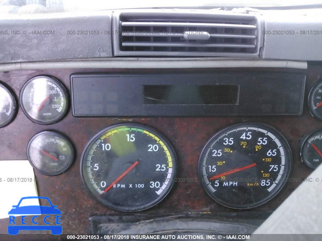 2004 FREIGHTLINER ST120 ST120 1FUJBBCG34LN20175 image 5