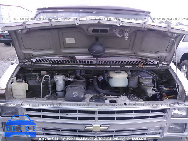 1988 CHEVROLET G20 1GBEG25H5J7168919 image 9