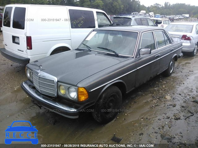 1982 MERCEDES-BENZ 240 D WDBAB23A8CB355438 зображення 1