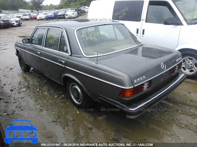 1982 MERCEDES-BENZ 240 D WDBAB23A8CB355438 зображення 2