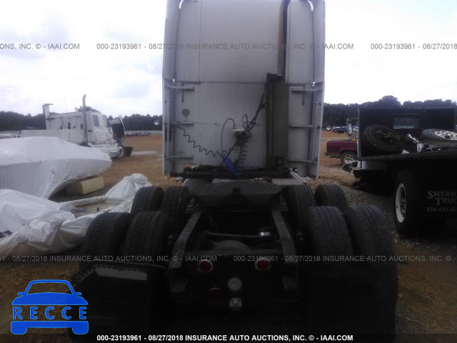 2001 FREIGHTLINER CONVENTIONAL FLD120 1FUJAHBD81LJ26115 image 7