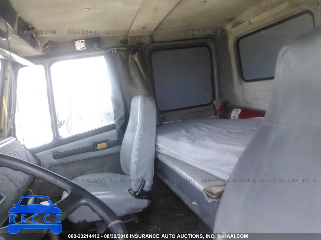 2000 FREIGHTLINER MEDIUM CONVENTIONAL FL112 1FVXTWEB5YHG76418 image 4