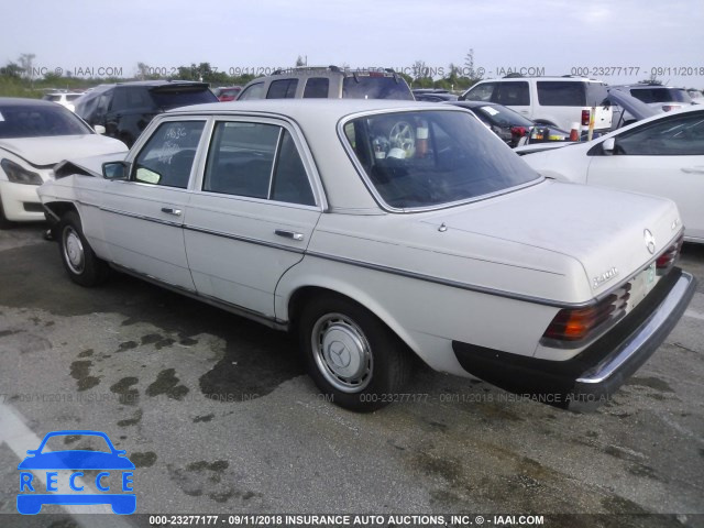 1982 MERCEDES-BENZ 240 D WDBAB23A9CB343430 image 2