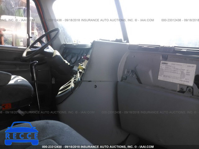 2006 FREIGHTLINER ST120 ST120 1FUJBBCG66LU69497 image 4