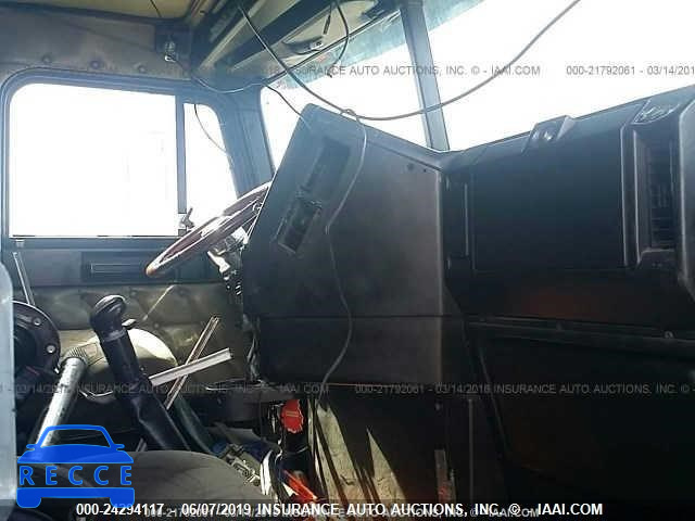 2003 FREIGHTLINER CONVENTIONAL FLD132 XL CLASSIC 1FUJAPCG83DK5649 image 4