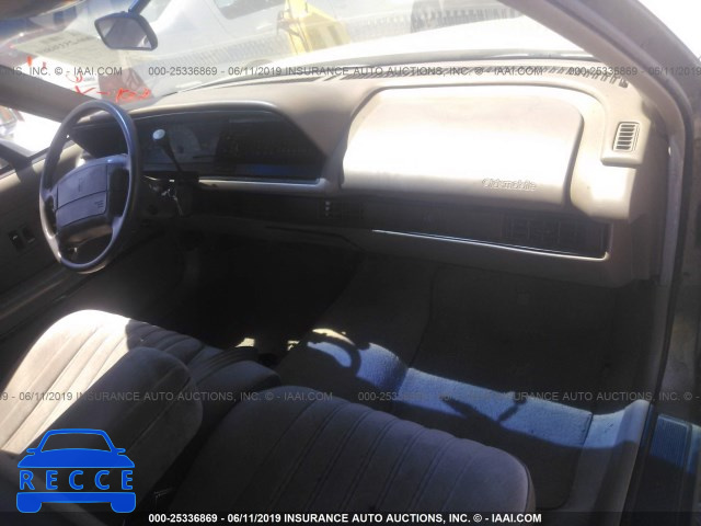 1993 OLDSMOBILE 88 ROYALE 1G3HN53L7PH329359 image 4