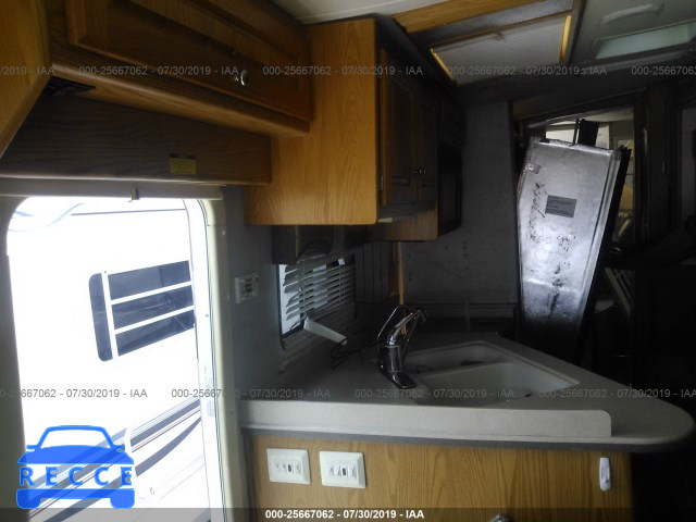 2005 WORKHORSE CUSTOM CHASSIS MOTORHOME CHASSIS W24 5B4MPA7G143392700 image 5