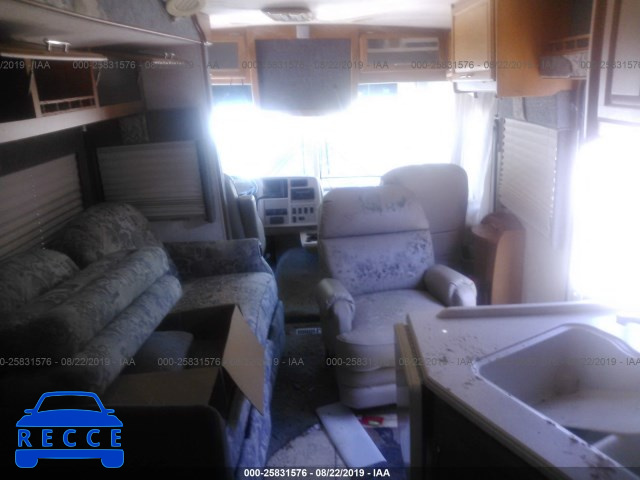 2005 WORKHORSE CUSTOM CHASSIS MOTORHOME CHASSIS W22 5B4MP67G753403164 image 4