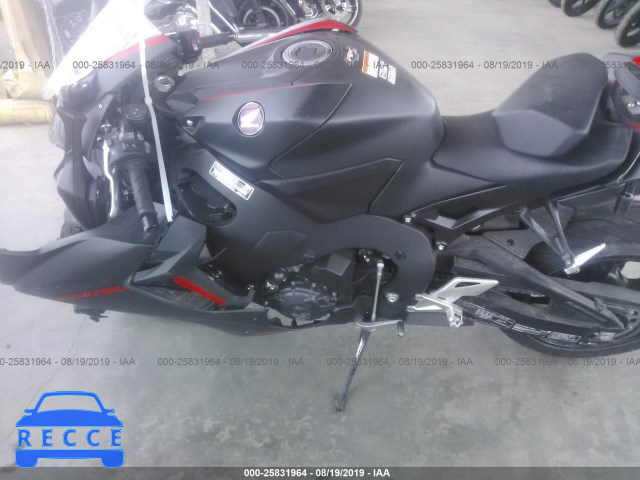 2017 HONDA CBR1000 RA JH2SC7751HK000591 image 8