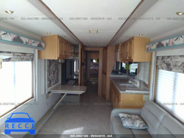 1998 BLUE BIRD MPV 1BBCRB981WF079939 Bild 7