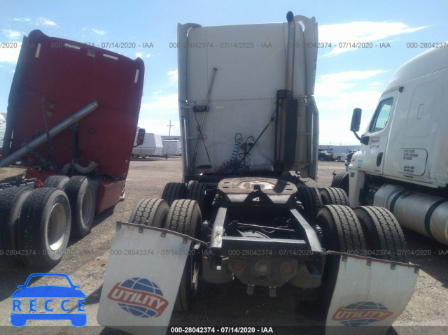 2001 FREIGHTLINER FLD FLD120 1FUYDDYB61DG88855 image 7