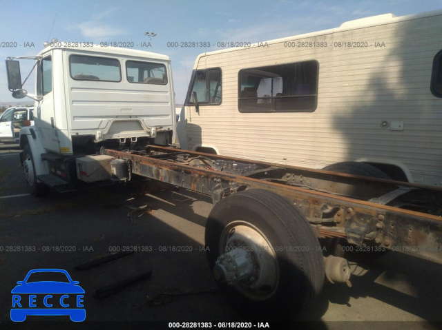 1997 FREIGHTLINER MEDIUM CONVENTIONAL FL70 1FV6HJAA5VH737305 image 2