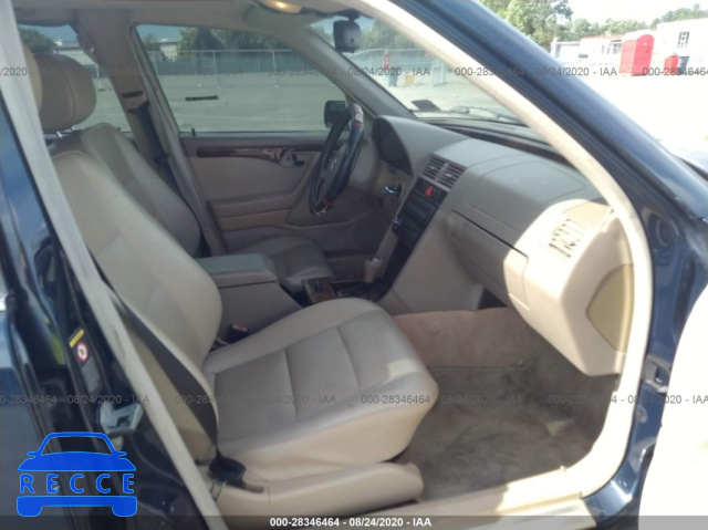 2000 MERCEDES-BENZ C-CLASS WDBHA29GXYA810526 image 4