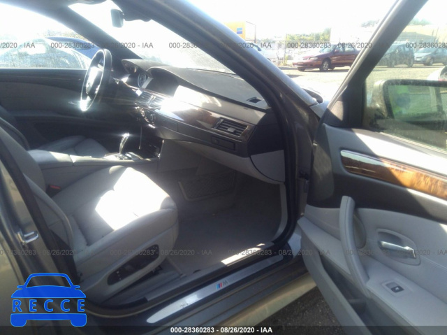 2010 BMW 5 SERIES 528I WBANU5C54AC124784 Bild 4